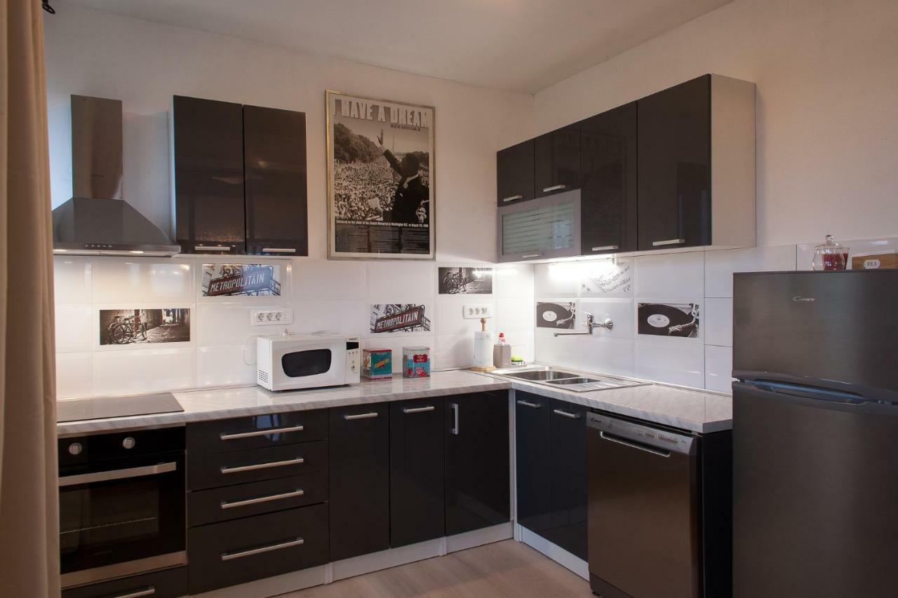 Viktorija Apartamento Split Exterior foto